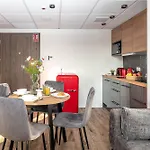 Superapart Pileckiego 258 - Ursynow, Parking