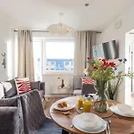 Apartmán Superapart Pileckiego 258 - Ursynow, Parking