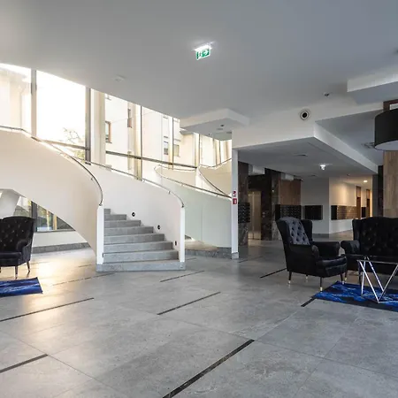 Superapart Pileckiego 258 - Ursynow, Parking * Varšava
